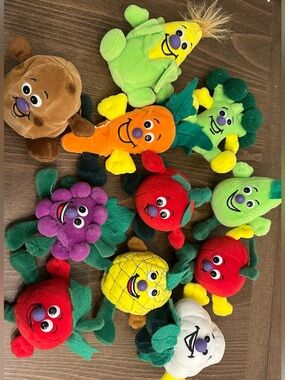12 pieces vintage Toy Box Creations "Veggie Friends" and "Fruit Seedies" plush